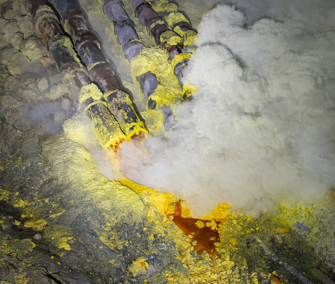 Eigenschappen met een s van zwavel in chemie en industrie