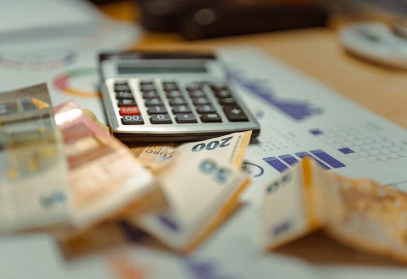 Invoering salaris transparantie wet uitgesteld tot 1 januari 2027